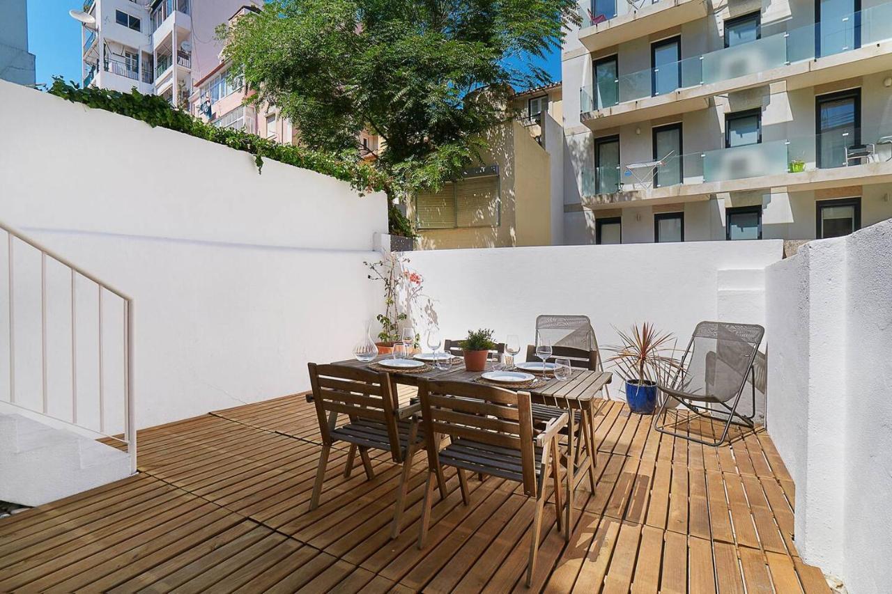 Lejlighed Modern Flat With Double Patio Right Next To Estrela Gardens *